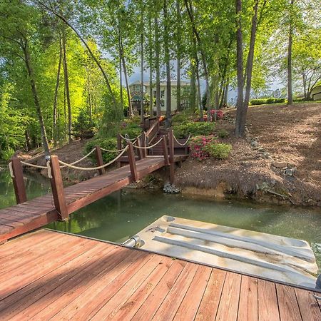 מורסוויל Lakeside Landing By Avantstay Private Dock מראה חיצוני תמונה