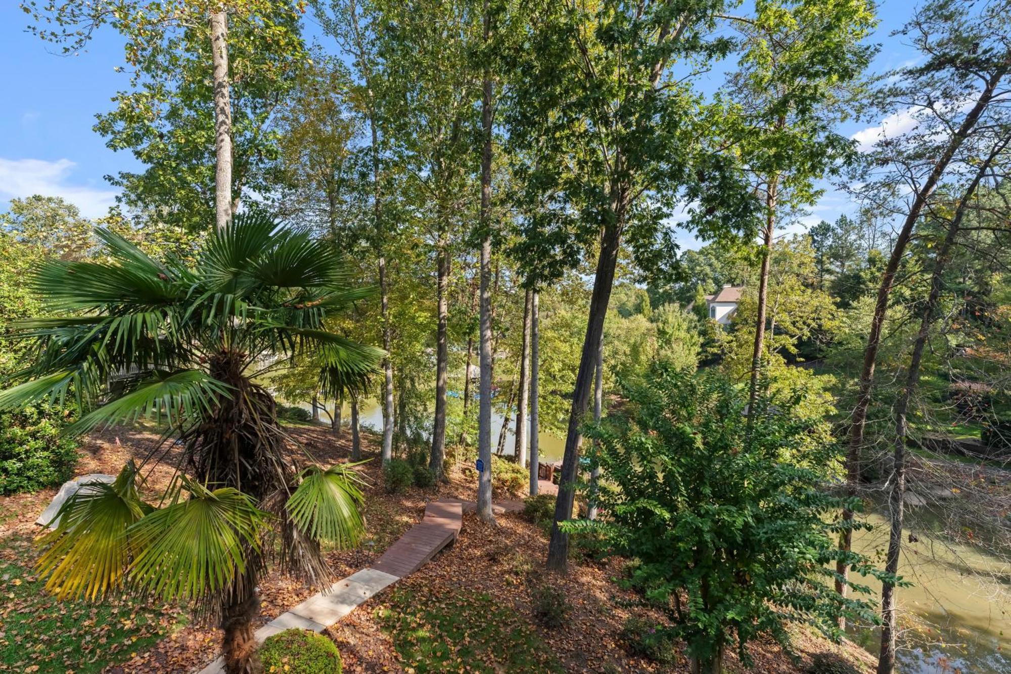 מורסוויל Lakeside Landing By Avantstay Private Dock מראה חיצוני תמונה