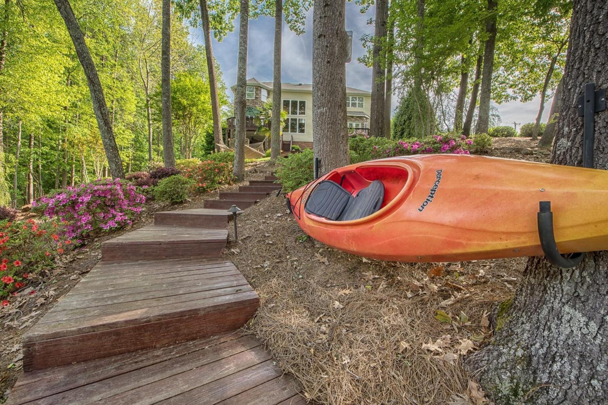 מורסוויל Lakeside Landing By Avantstay Private Dock מראה חיצוני תמונה